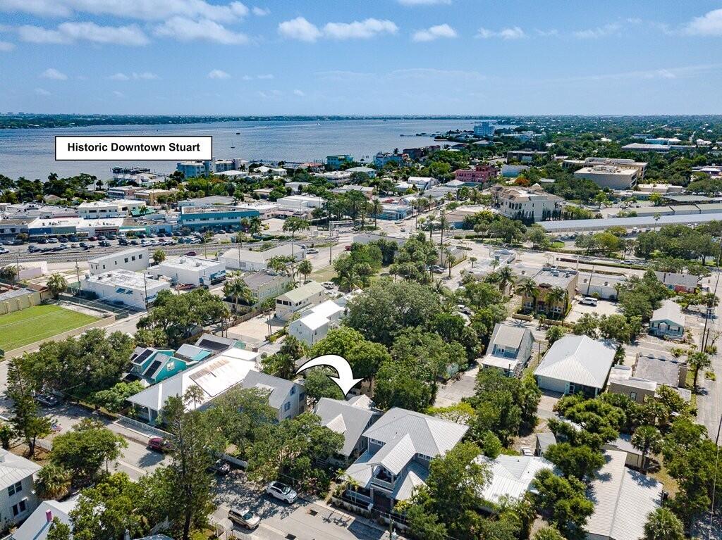 420 Southwest California Avenue Stuart, FL 34994 - Photo 3 of 20 420 SW California Avenue-31