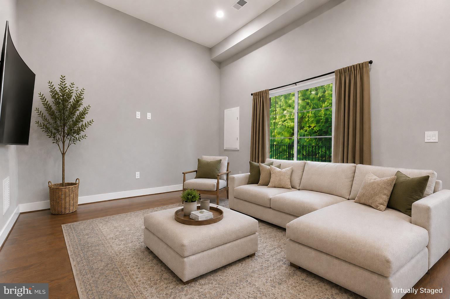 2876 Lowen Valley Road Alexandria, VA 22303 - Photo 43 of 57 Gallery Image 43