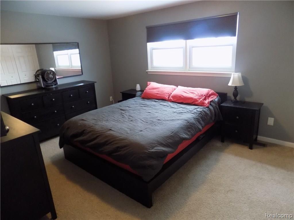 32463 Woody Road Fraser, MI 48026 - Photo 52 of 61 DSCN6943.JPG