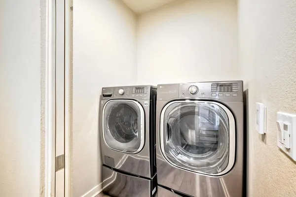 $6,500 | 3640 7th Avenue, San Diego, CA 92103