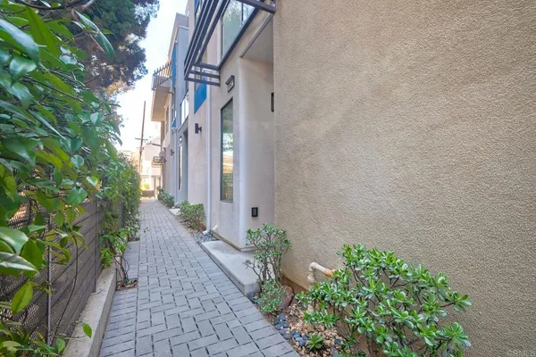 $6,500 | 3640 7th Avenue, San Diego, CA 92103