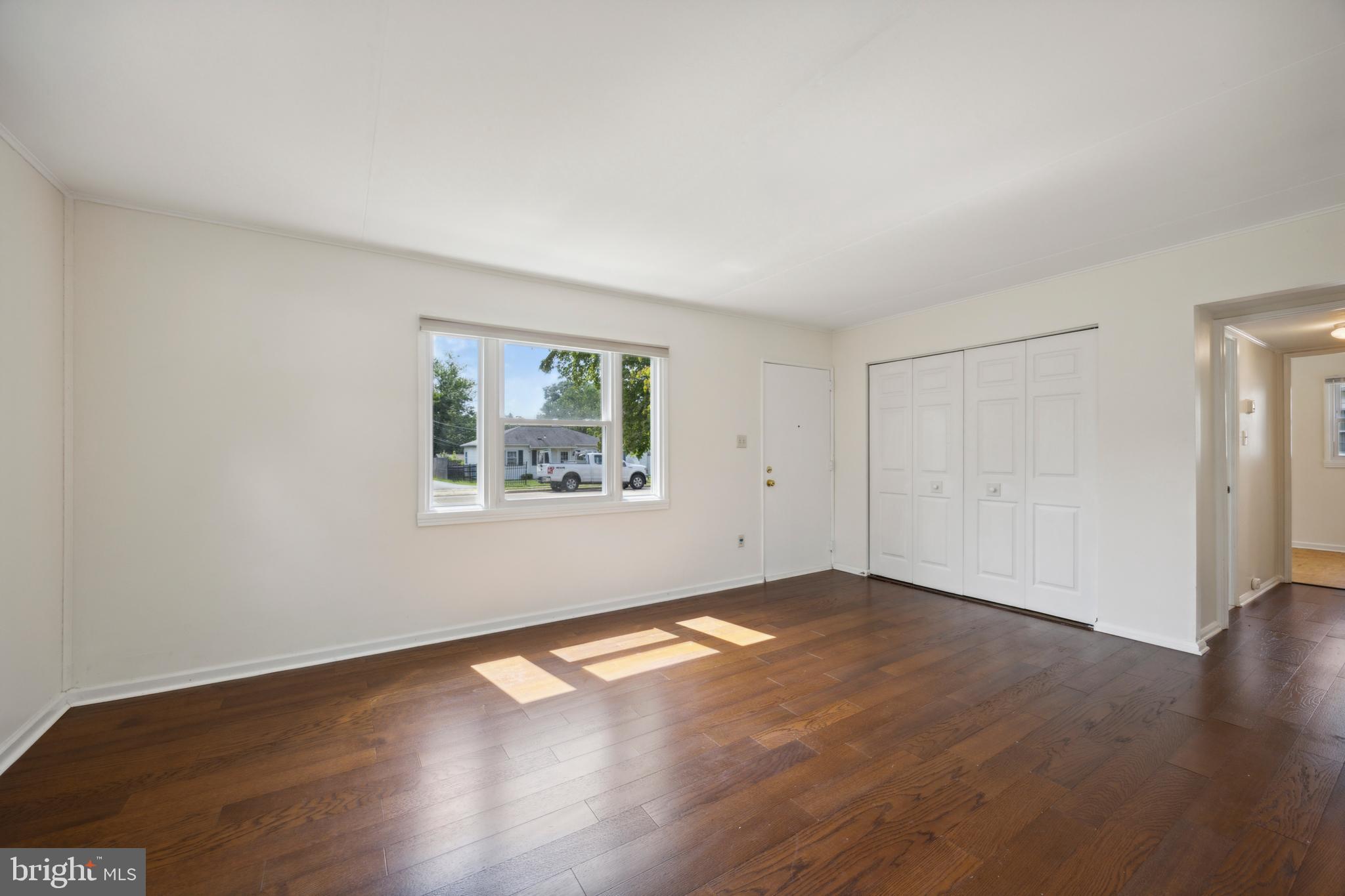 113 Manor Road Paoli, PA 19301 - Photo 14 of 25 Living Room