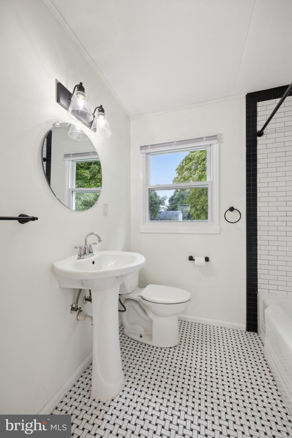 113 Manor Road Paoli, PA 19301 - Photo 21 of 25 Bathroom