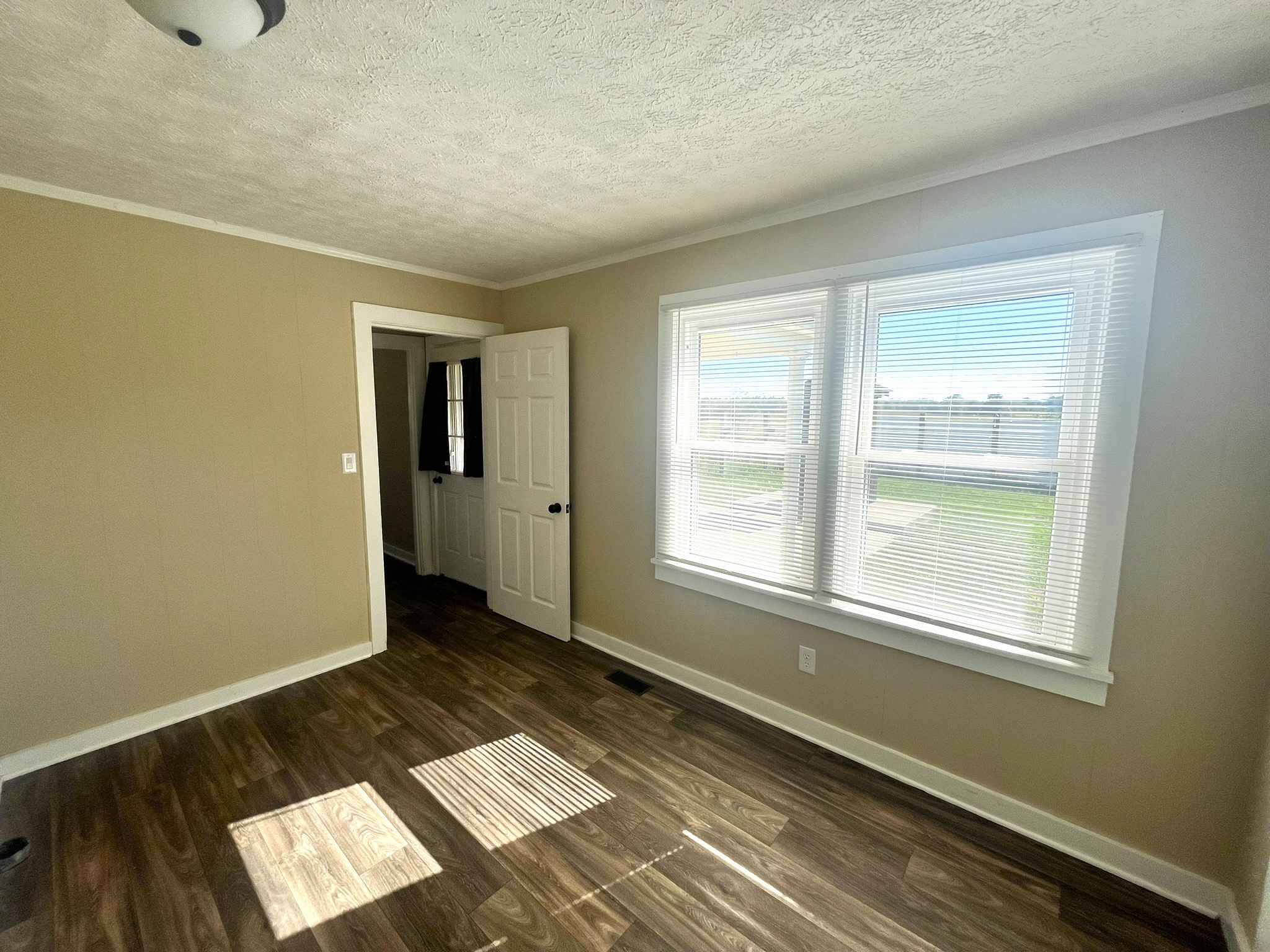 2220 Willette Road Red Boiling Springs, TN 37150 - Photo 22 of 30 a view of an empty room with a window