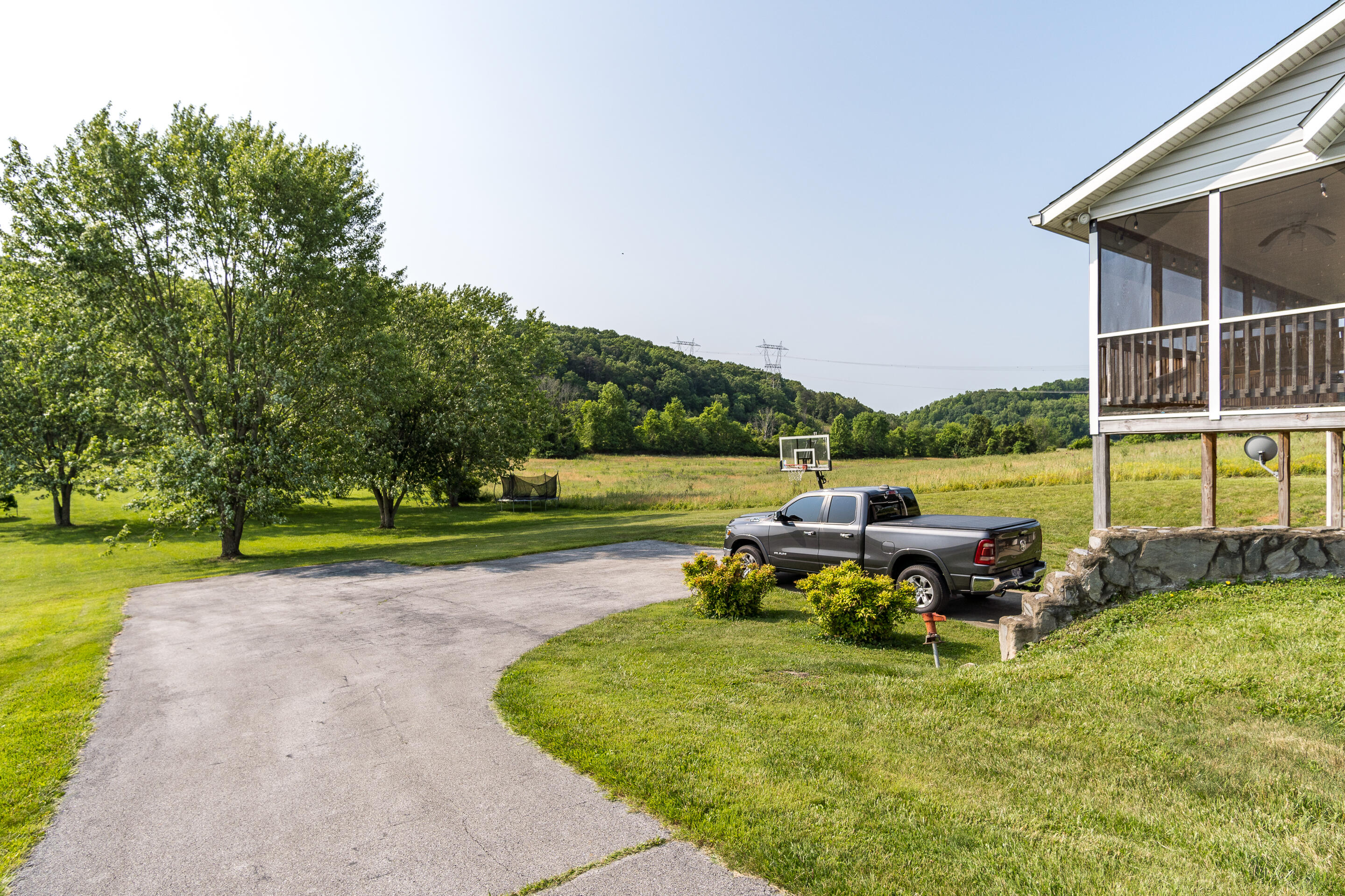 633 Snapps Ferry Road Kingsport, TN 37664 - Photo 22 of 28 exterior-13