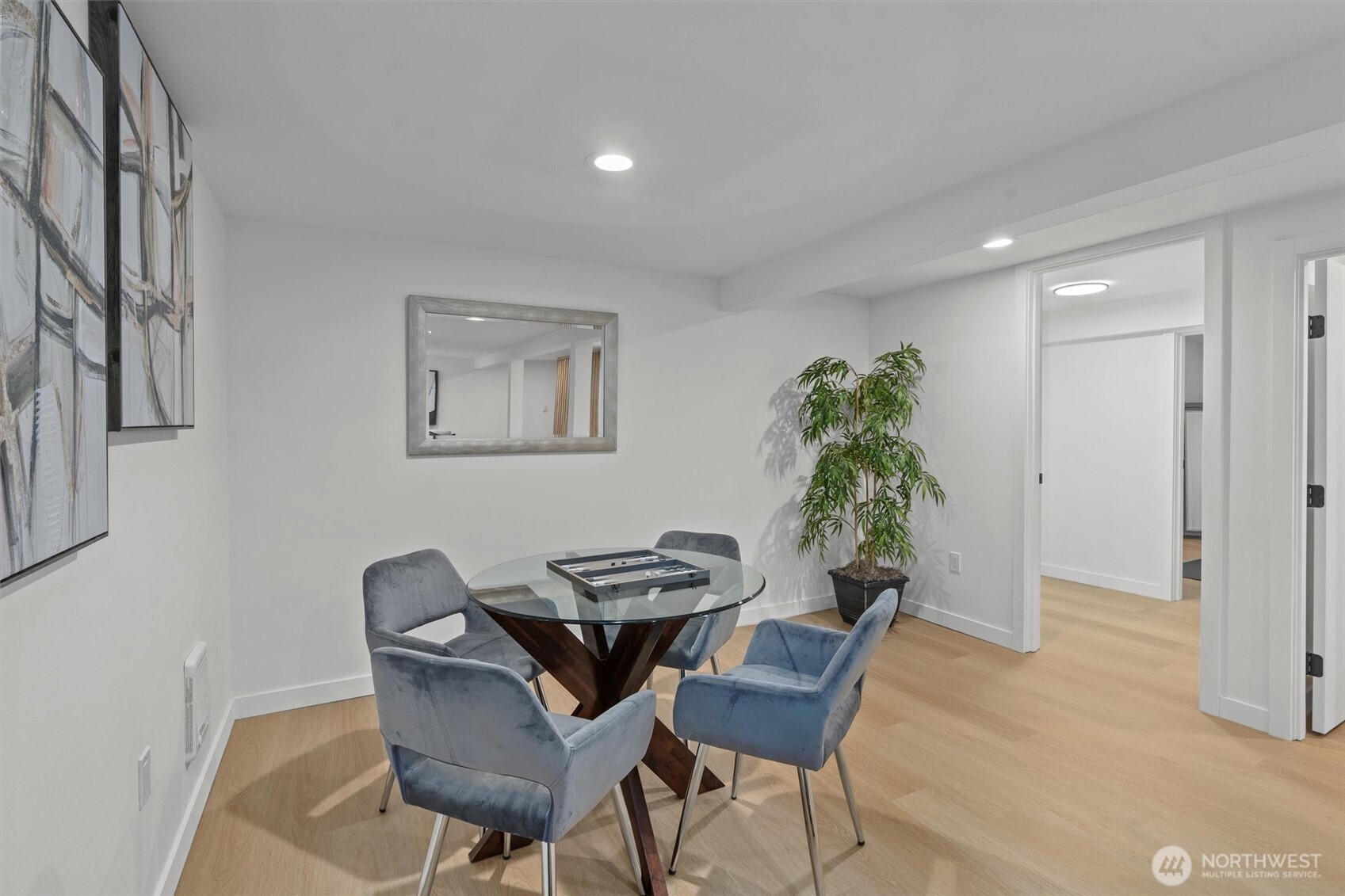 1608 North 38th Street Seattle, WA 98103 - Photo 24 of 39 Gallery Image 24