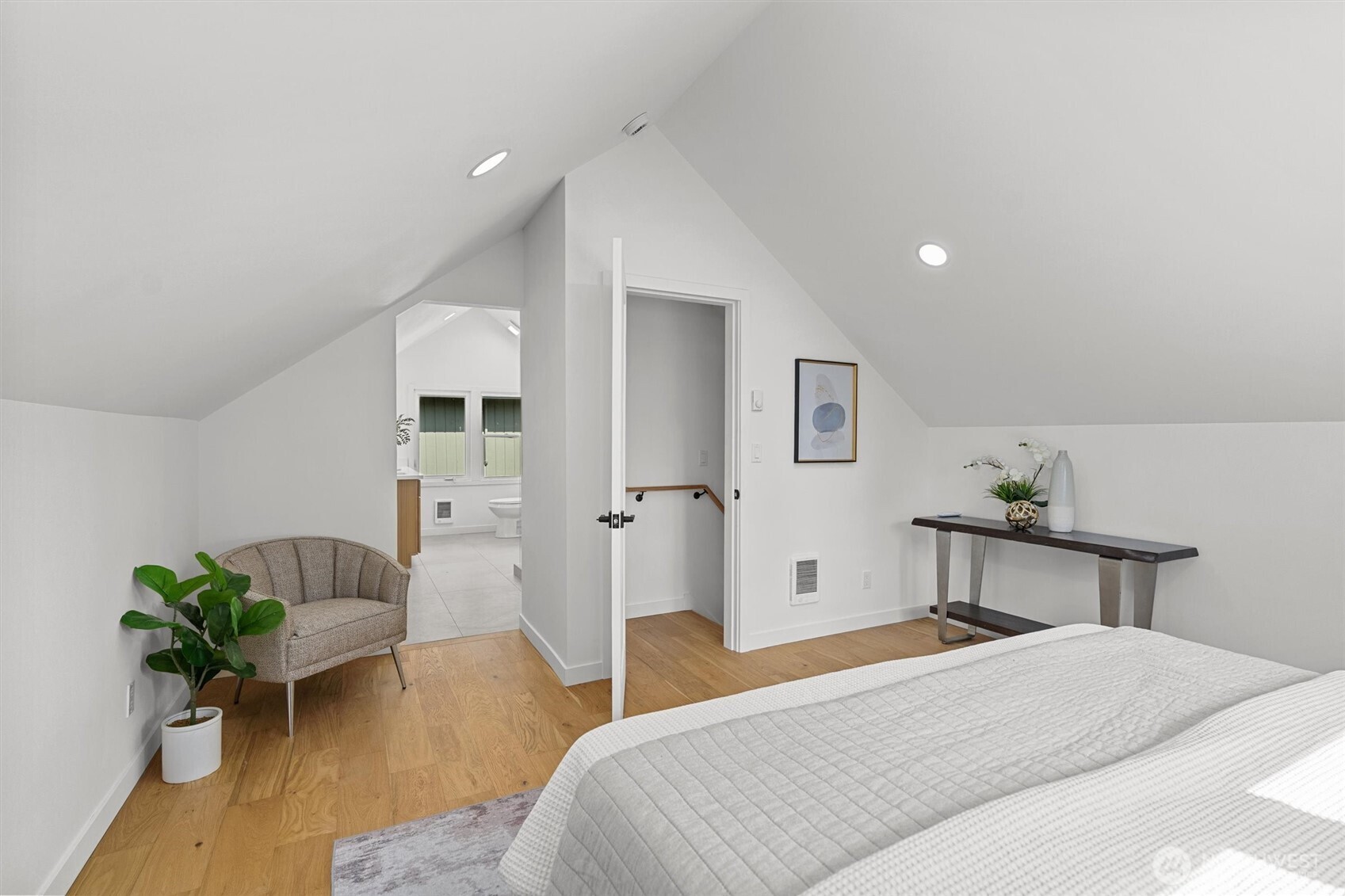 1608 North 38th Street Seattle, WA 98103 - Photo 28 of 39 Gallery Image 28