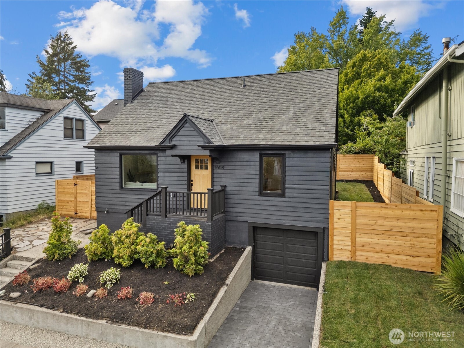 1608 North 38th Street Seattle, WA 98103 - Photo 37 of 39 Gallery Image 37