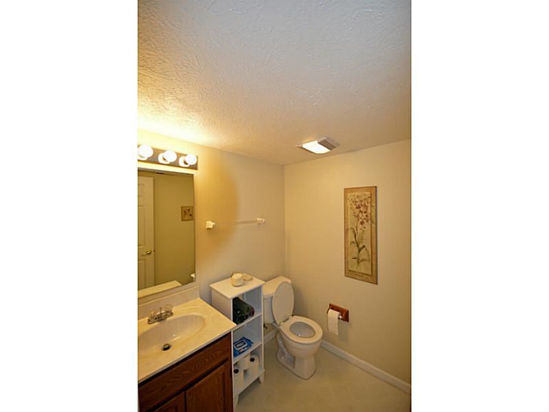 5752 Decatur Ridge Drive Indianapolis, IN 46221 - Photo 20 of 24