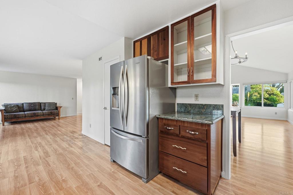 2736 Victoria Avenue Carlsbad, CA 92010 - Photo 11 of 41