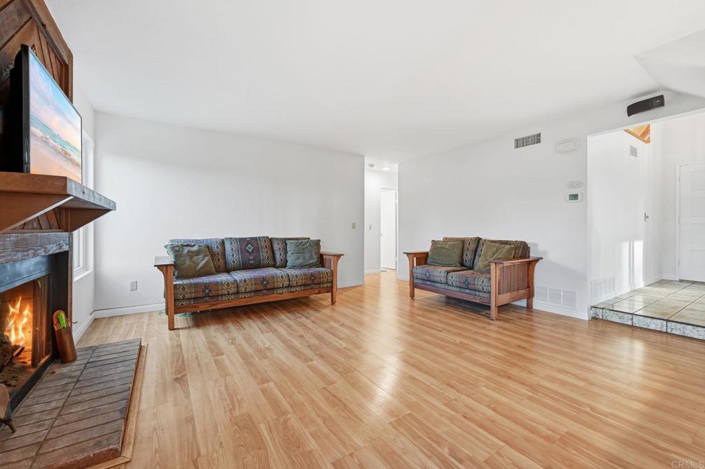 2736 Victoria Avenue Carlsbad, CA 92010 - Photo 19 of 41