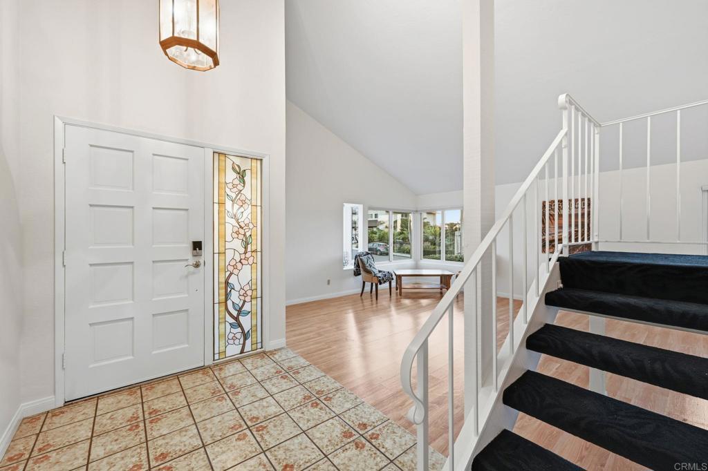 2736 Victoria Avenue Carlsbad, CA 92010 - Photo 5 of 41