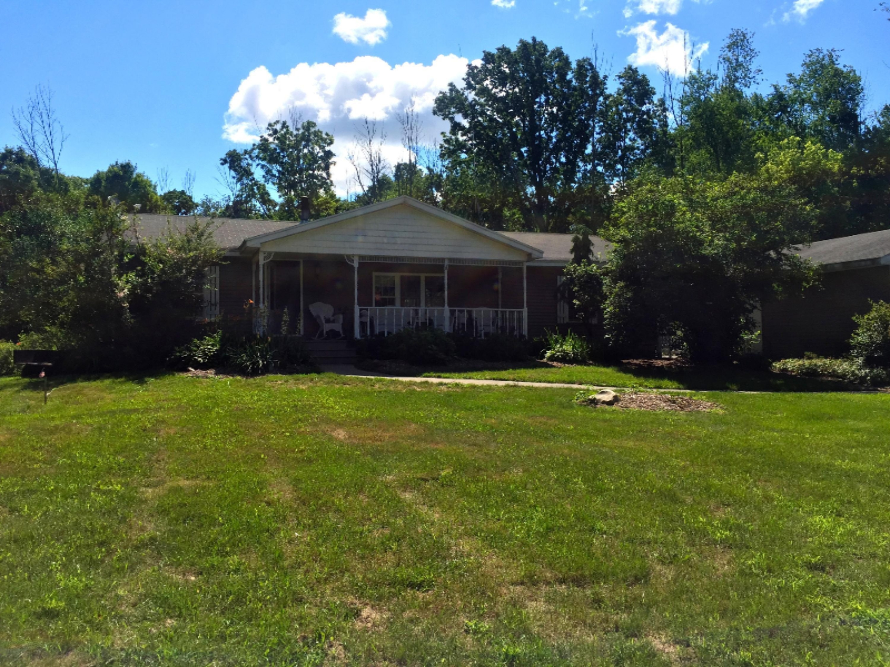 5725 Conklin Road Lowell, MI 49331 - Photo 1 of 17 IMG_0489