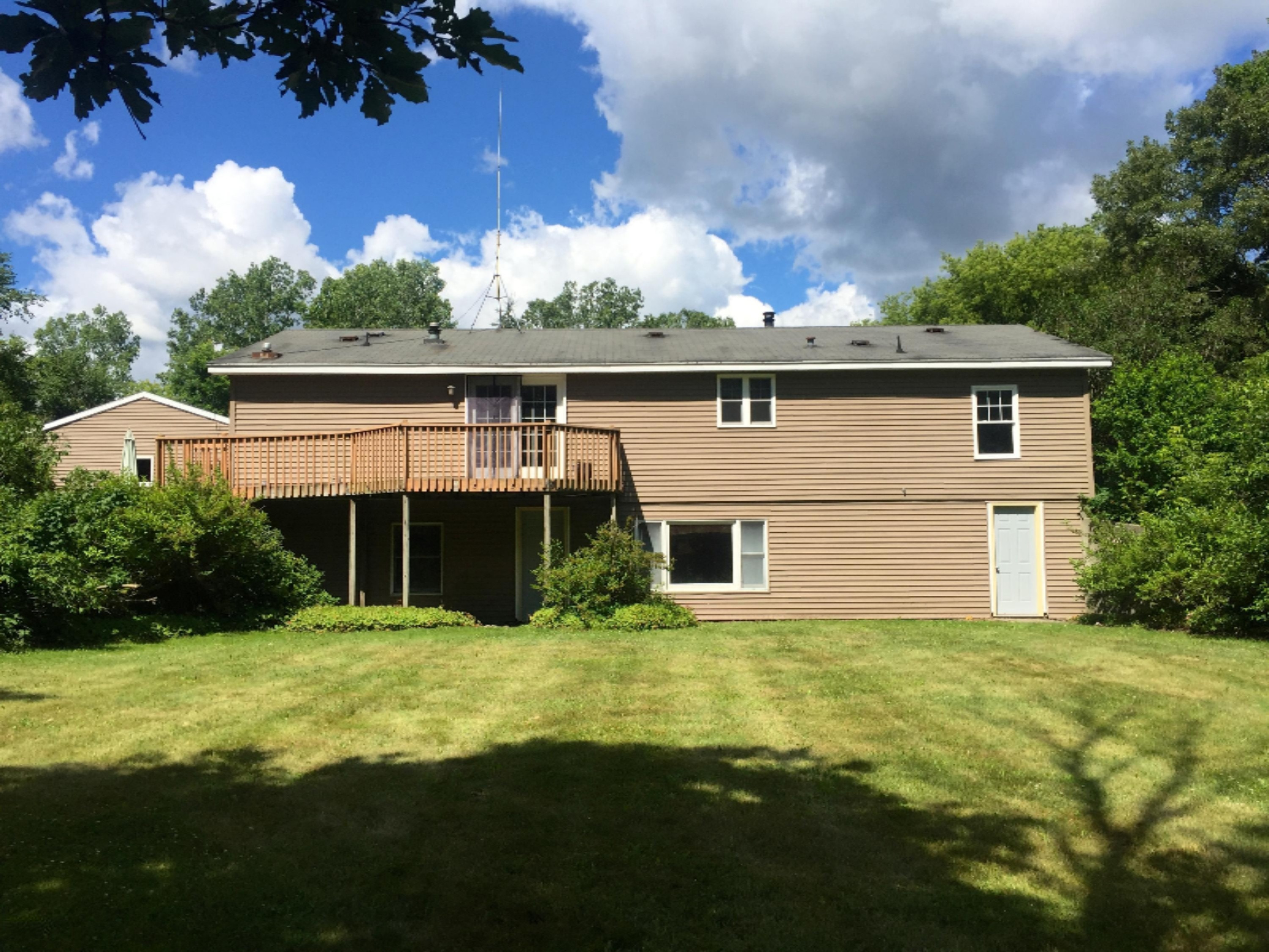 5725 Conklin Road Lowell, MI 49331 - Photo 5 of 17 IMG_0505
