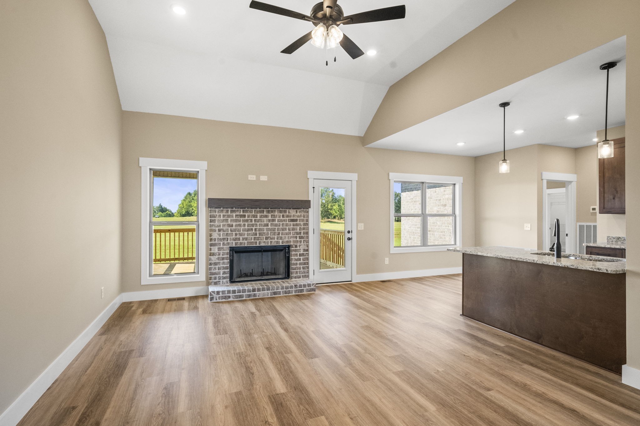 5345 Roy Holman Road Springfield, TN 37172 - Photo 11 of 34 Gallery Image 11