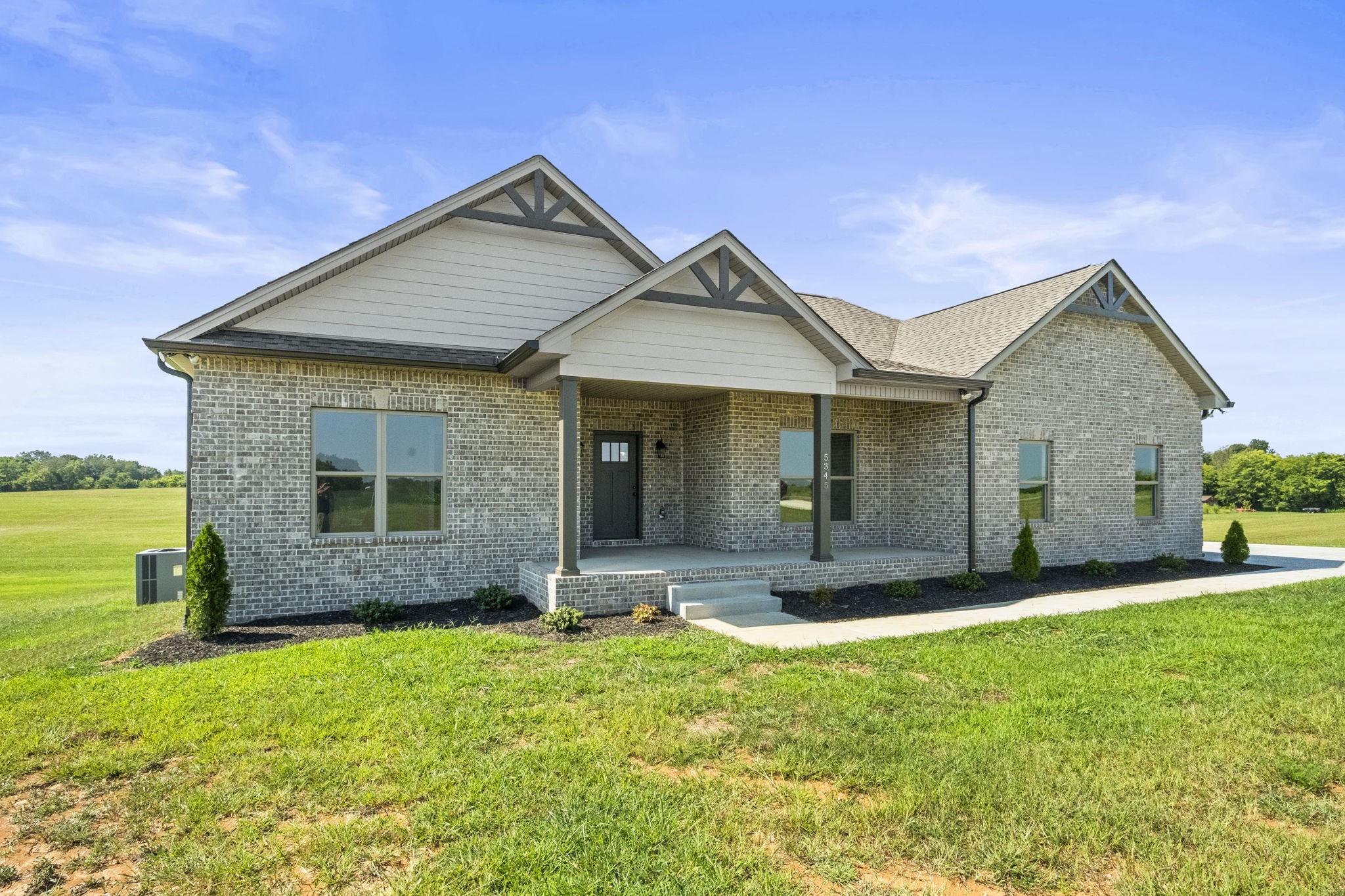5345 Roy Holman Road Springfield, TN 37172 - Photo 2 of 34 Gallery Image 2