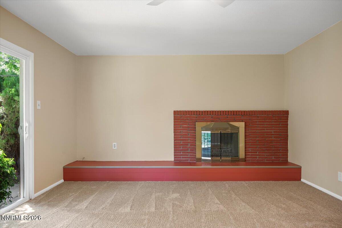 2750 Gellert Drive Reno, NV 89503 - Photo 7 of 31 07-2750 Gellert Drive Reno NV 89503 (7 o