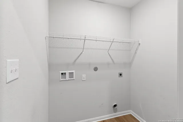 $2,000 | 9215 Nubuck Branch, Converse, TX 78109