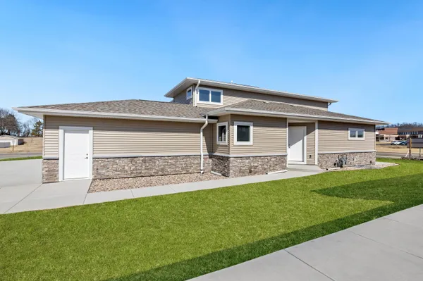 $349,900 | 1200 Sween Drive, Unit 9, Holmen, WI 54636