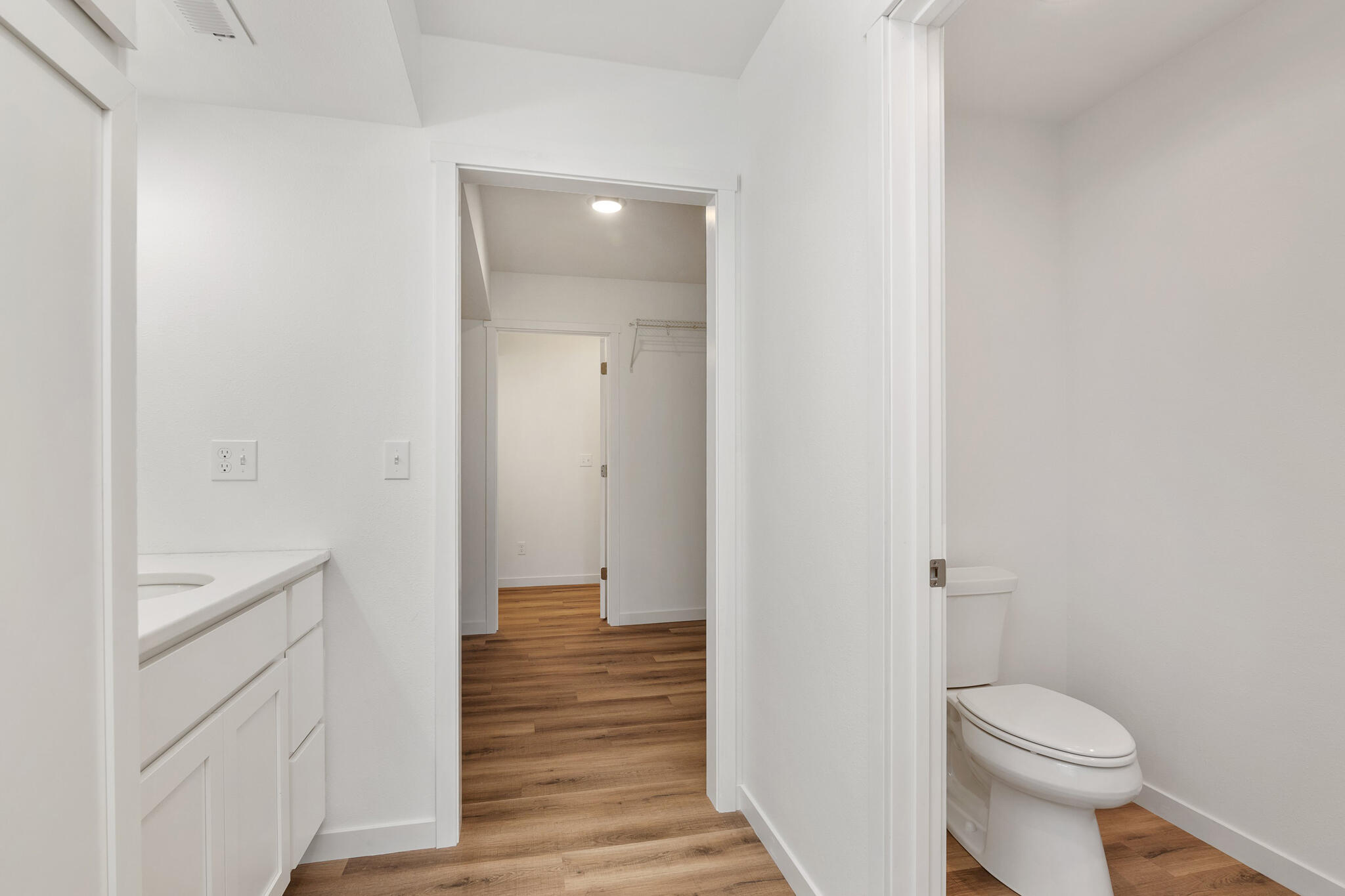 1200 Sween Drive, Unit 9 Holmen, WI 54636 - Photo 11 of 26 11 MASTER BATH