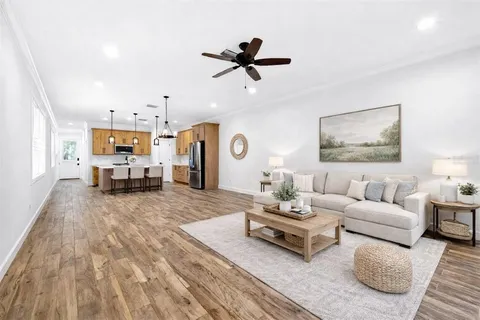 $729,900 | 4413 West Gray Street, Unit 2, Tampa, FL 33609