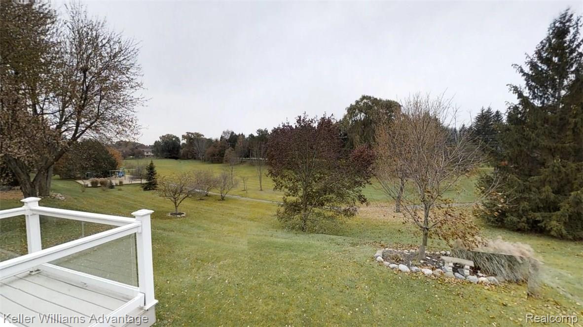 25439 Rutledge Crossing Farmington, MI 48335 - Photo 28 of 30 712LKeh9mUM - 02.03