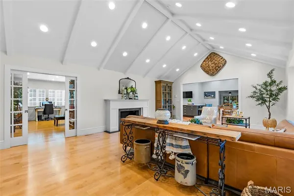 $925,000 | 2416 Terrie Hill Road, Cape Girardeau, MO 63701