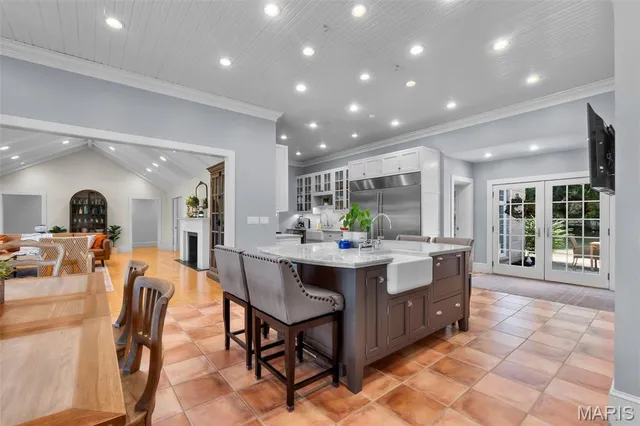 $975,000 | 2416 Terrie Hill Road, Cape Girardeau, MO 63701