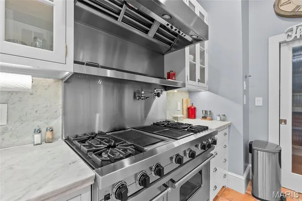 $925,000 | 2416 Terrie Hill Road, Cape Girardeau, MO 63701