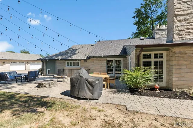 $975,000 | 2416 Terrie Hill Road, Cape Girardeau, MO 63701