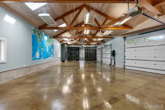 $975,000 | 2416 Terrie Hill Road, Cape Girardeau, MO 63701