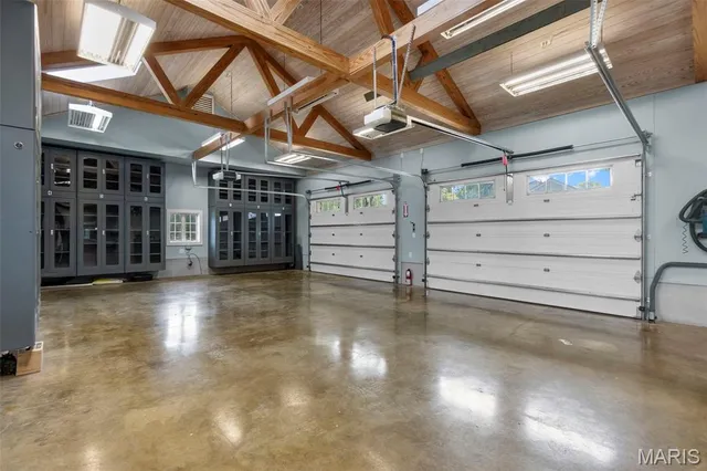 $975,000 | 2416 Terrie Hill Road, Cape Girardeau, MO 63701