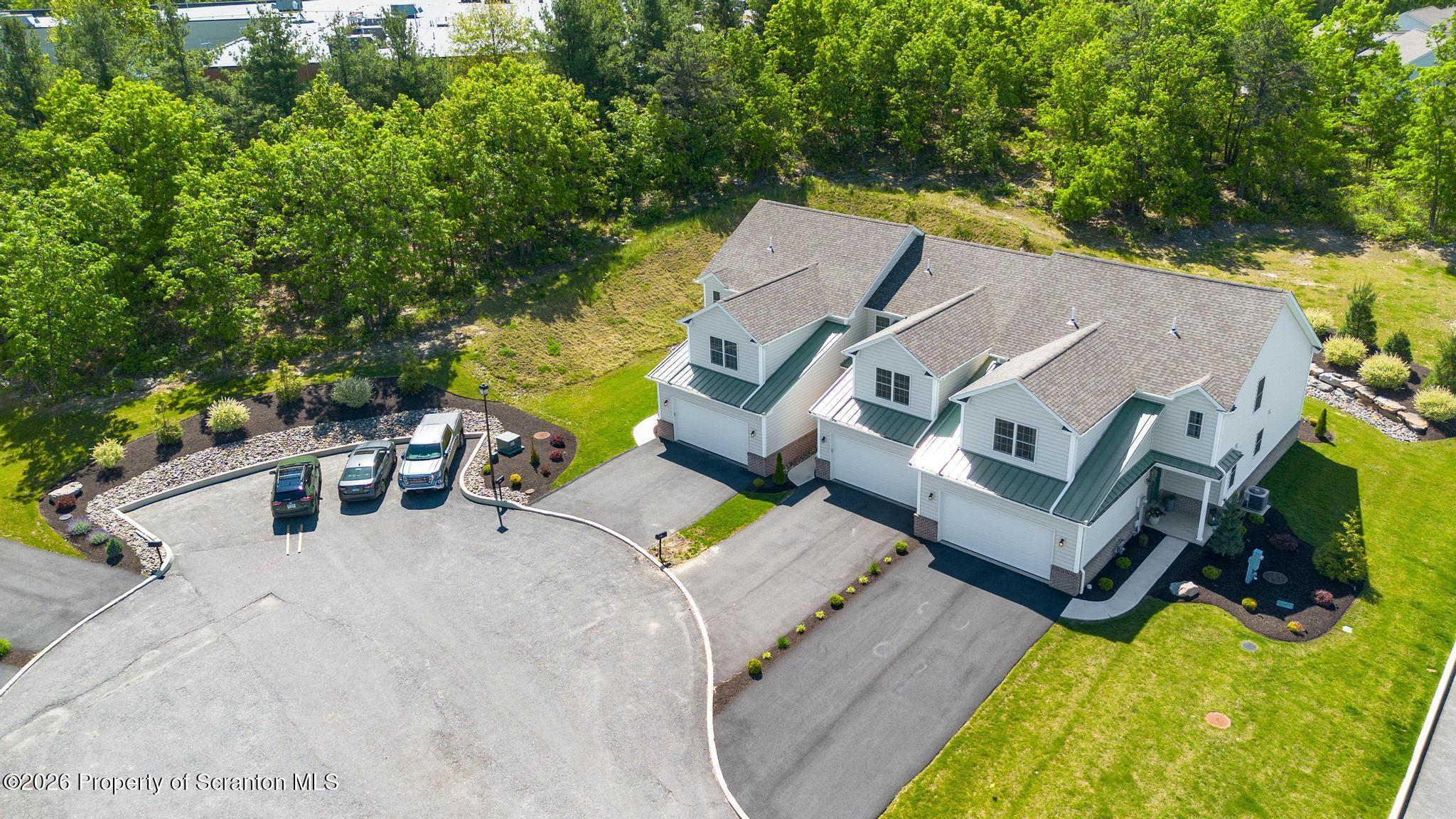 3701 Sinclair Cl, Unit 37A Moosic, PA 18507 - Photo 34 of 36 Cul de sac view