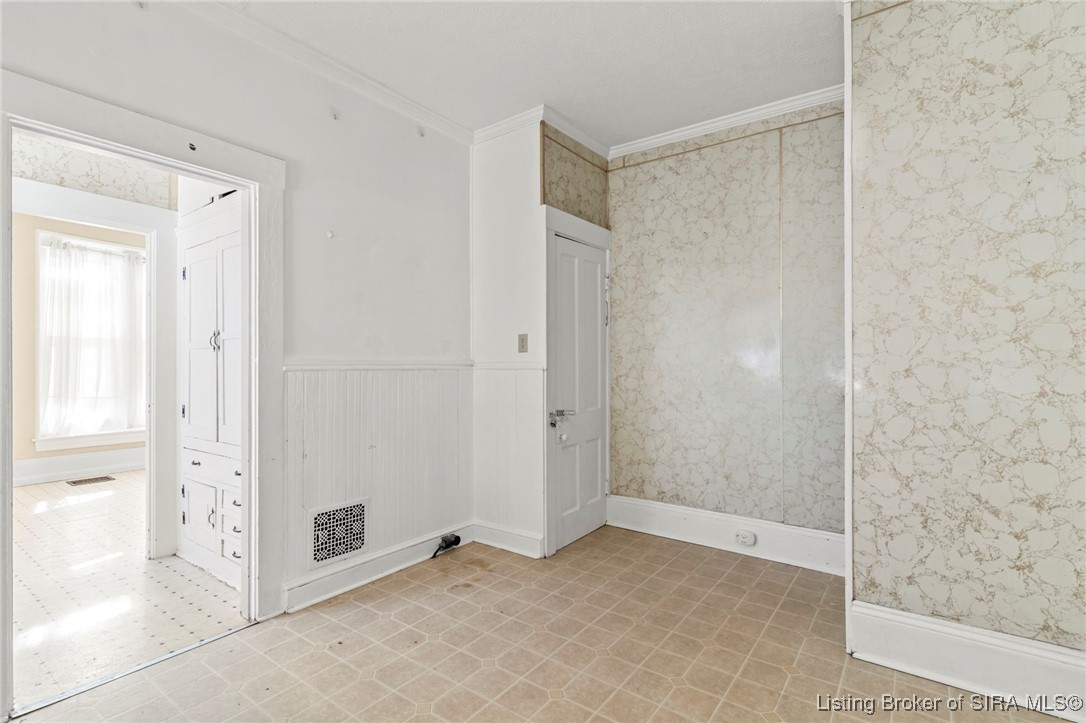 309 West Main Street Vevay, IN 47043 - Photo 27 of 49