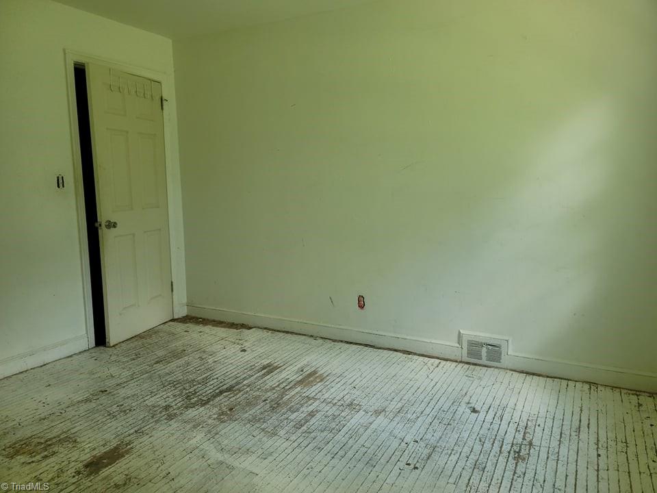 1120 Tabor Street High Point, NC 27262 - Photo 5 of 7 Gallery Image 5