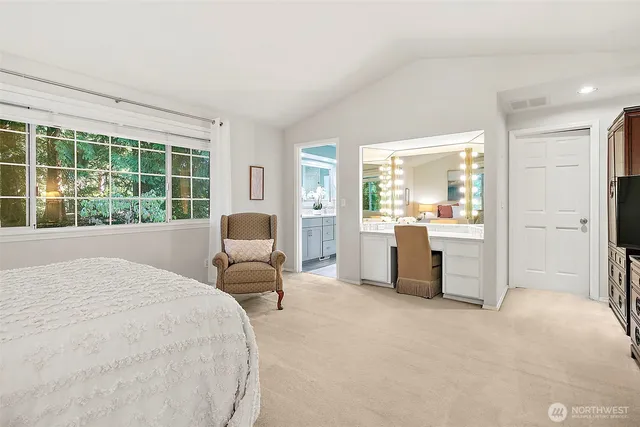 $925,000 | 24516 137th Court Southeast, Kent, WA 98042