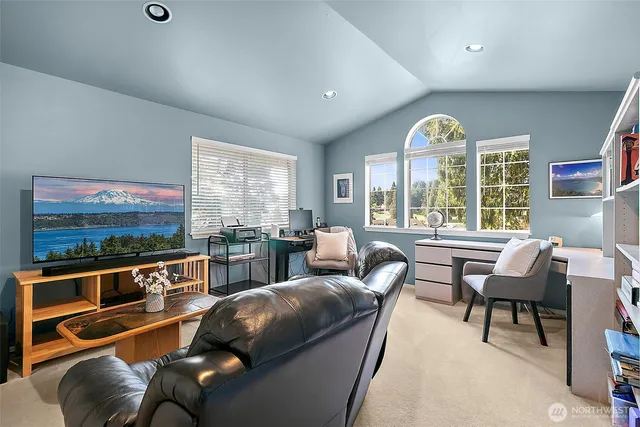 $925,000 | 24516 137th Court Southeast, Kent, WA 98042