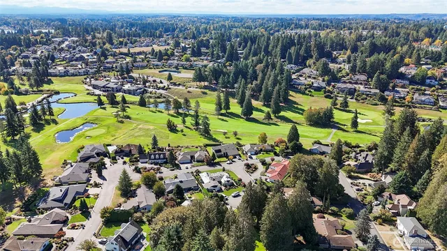 $925,000 | 24516 137th Court Southeast, Kent, WA 98042