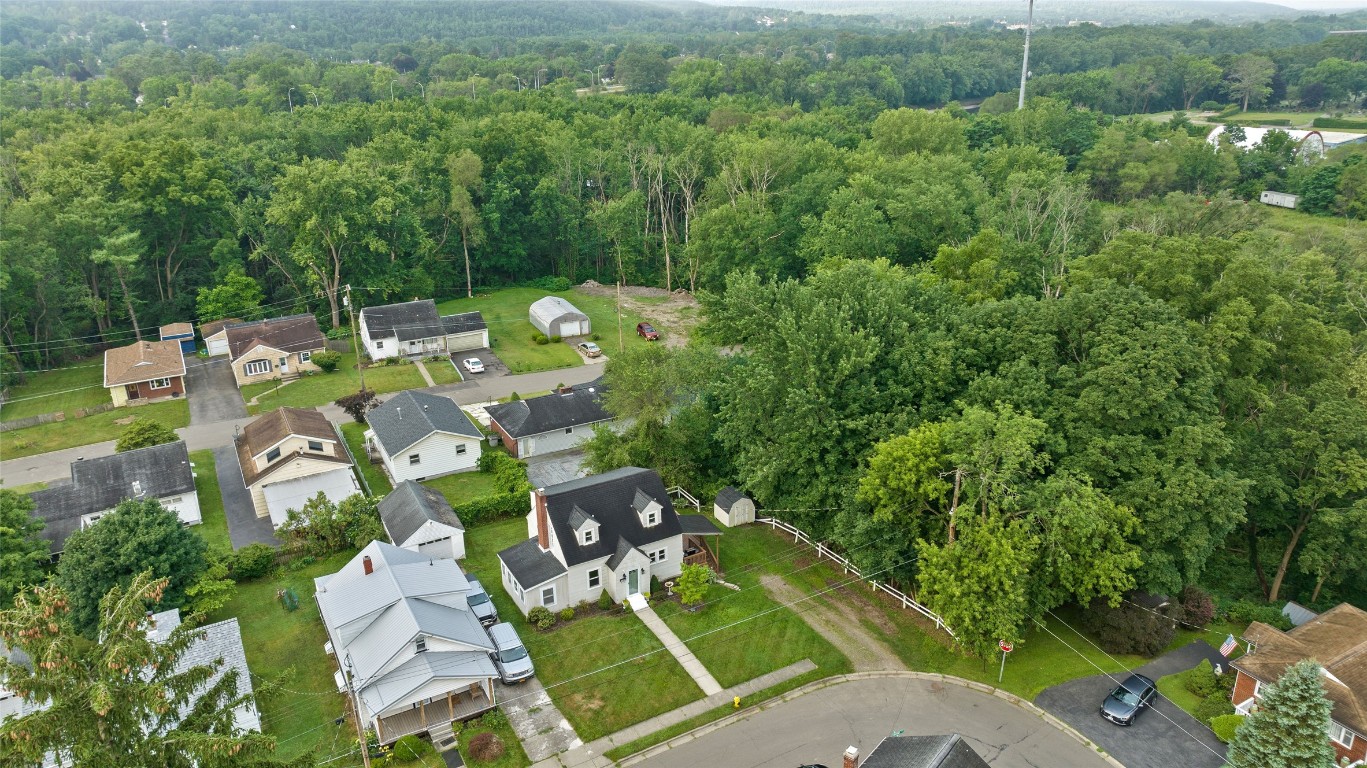3129 Chatham Road Endicott, NY 13760 - Photo 7 of 32 Gallery Image 7