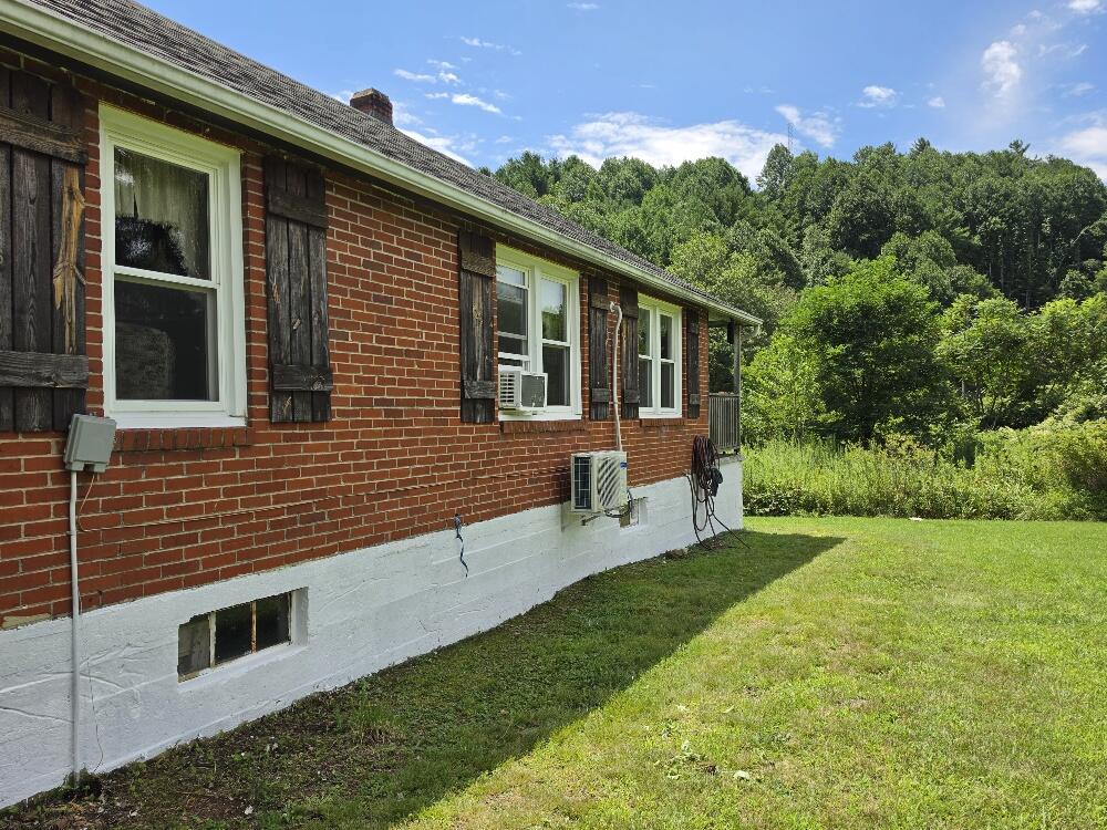 125 Timberline Road Troutdale, VA 24378 - Photo 4 of 24 Gallery Image 4