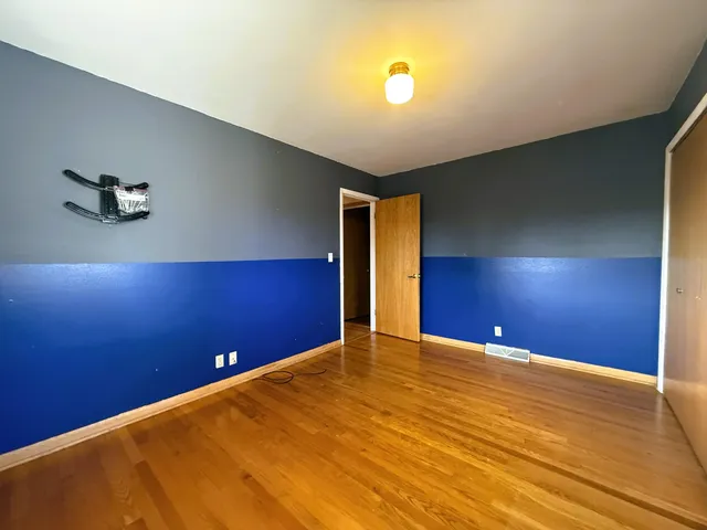 $400,000 | N88-w17868 North Christman Road, Menomonee Falls, WI 53051