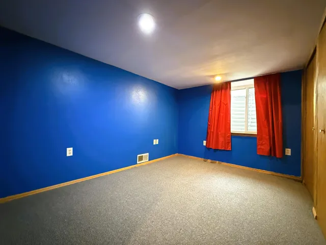 $400,000 | N88-w17868 North Christman Road, Menomonee Falls, WI 53051