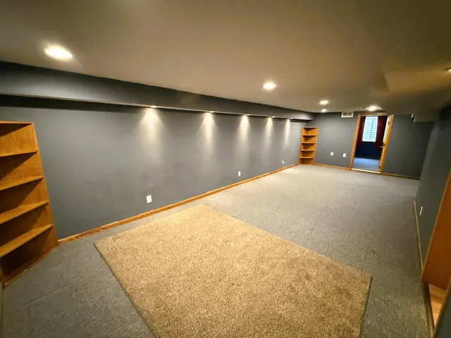 $400,000 | N88-w17868 North Christman Road, Menomonee Falls, WI 53051