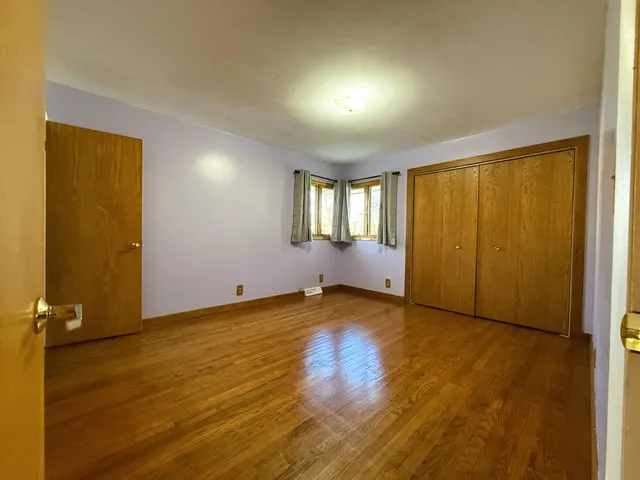 $400,000 | N88-w17868 North Christman Road, Menomonee Falls, WI 53051