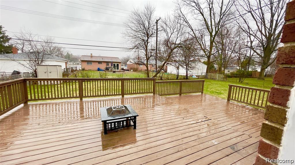 15057 Inkster Road Livonia, MI 48154 - Photo 37 of 38 F1064635-8EA9-4D0C-8156-B427CBB5D3D4.jpeg
