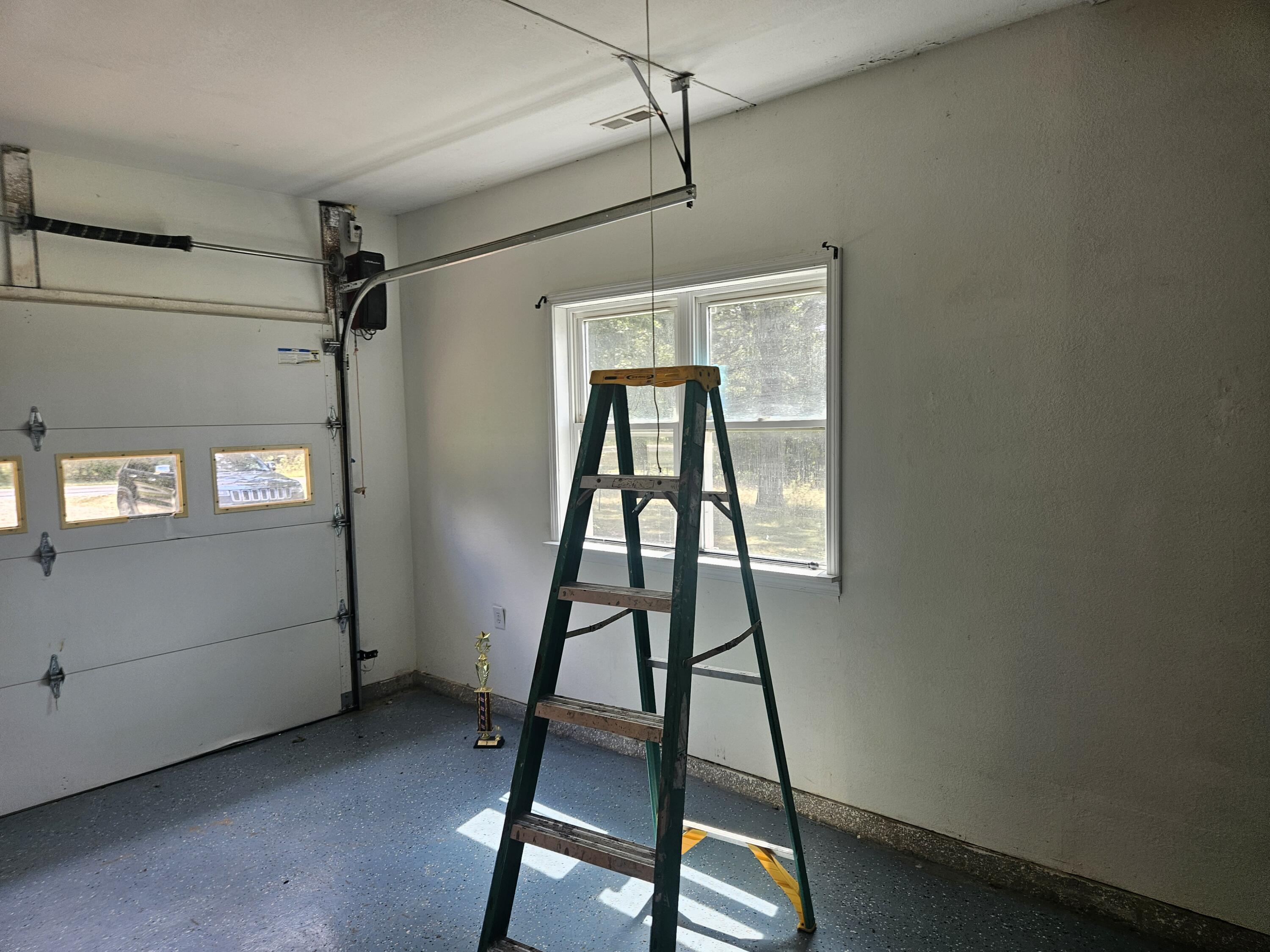 6305 State Rte T Birch Tree, MO 65438 - Photo 28 of 38 Garage Interior