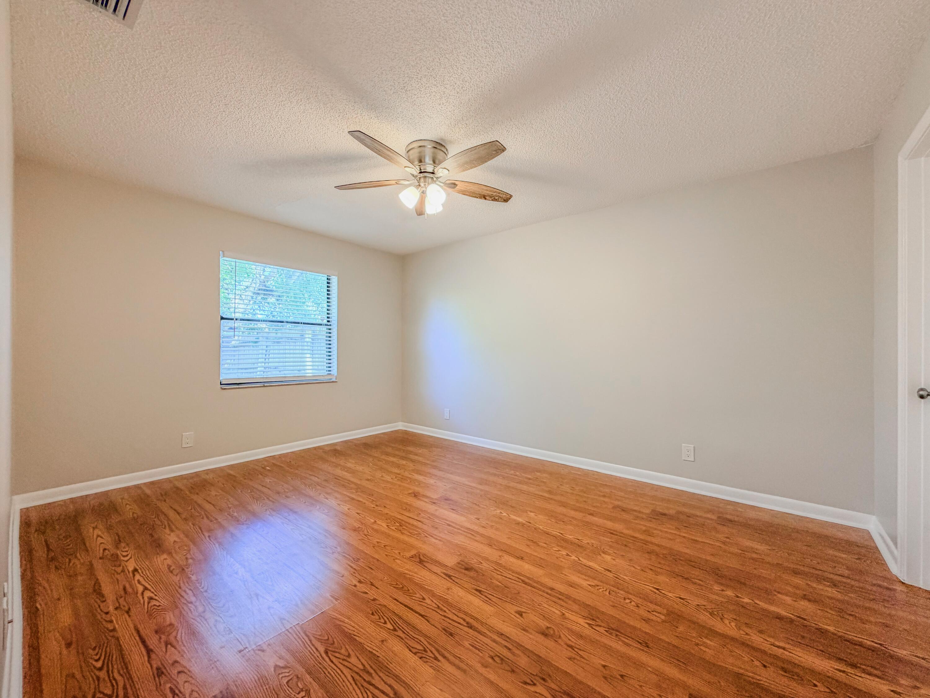 3148 North Dixie Highway Boca Raton, FL 33431 - Photo 10 of 16 IMG_3545