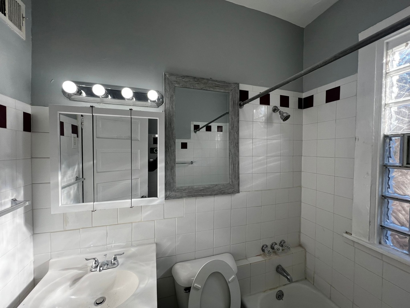 7023 South Aberdeen Street Chicago, IL 60621 - Photo 13 of 27