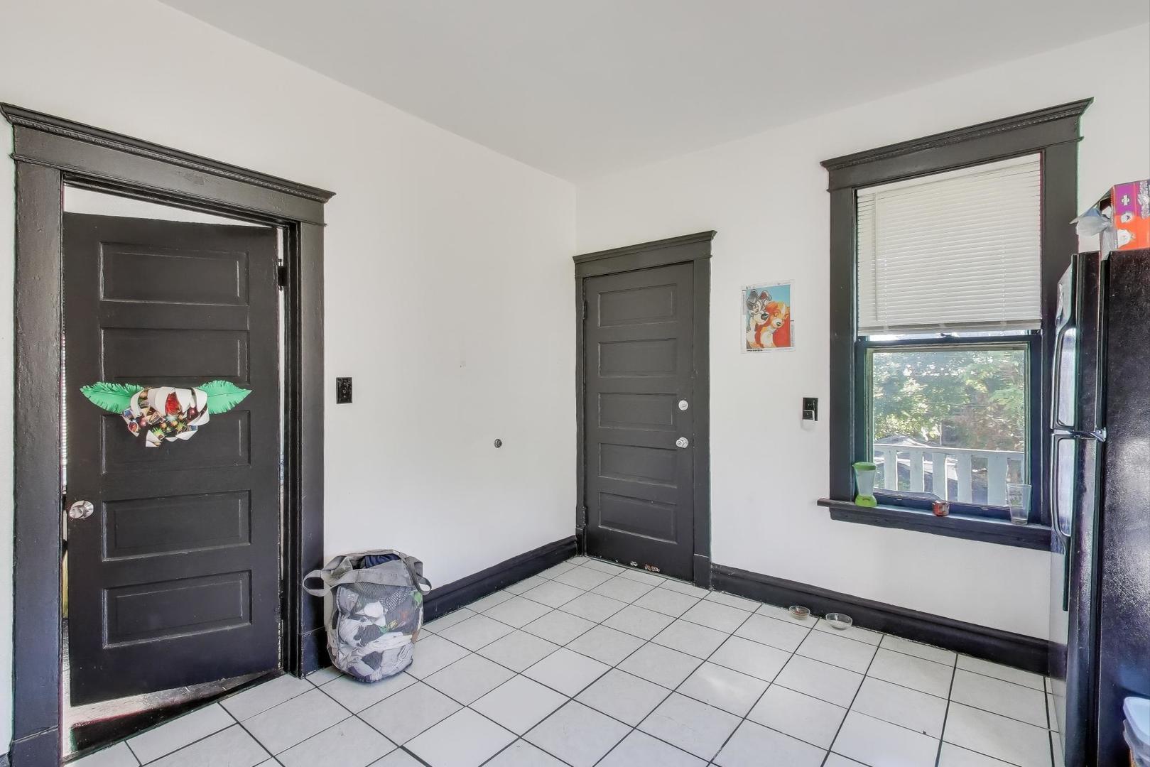 7023 South Aberdeen Street Chicago, IL 60621 - Photo 7 of 27