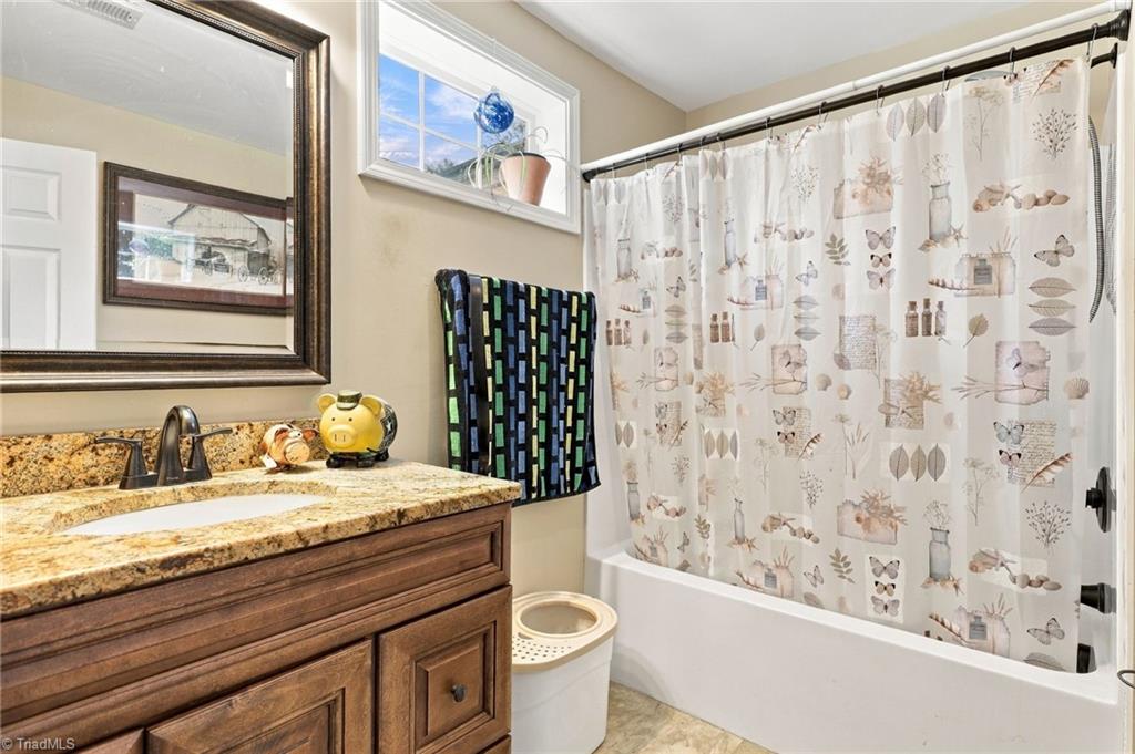 516 Old Embler Road Thomasville, NC 27360 - Photo 20 of 27 Gallery Image 20